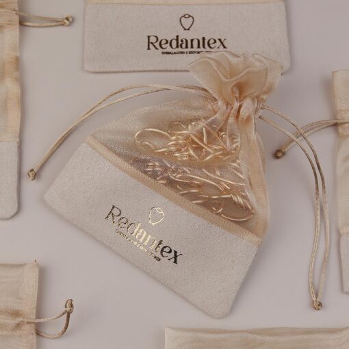 EMBALAGEM HOT STAMPING ORGANZA + CAMURÇA VALOR UNIT. P/ 500 UN