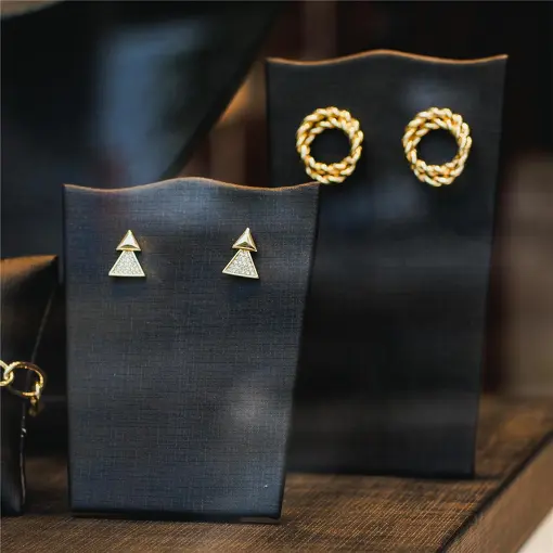 EXPOSITOR INDIVIDUAL PARA BRINCOS FACTO PRETO G