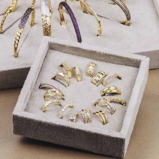 MINI BANDEJA PARA ANÉIS SUEDE AREIA