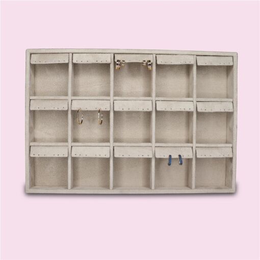 BANDEJA SUEDE COM 15 ESPAÇOS PARA ARGOLAS