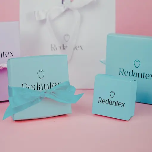 CAIXA PERSONALIZADA EASY PARA JOIAS 05X05CM COM 50 UNIDADES