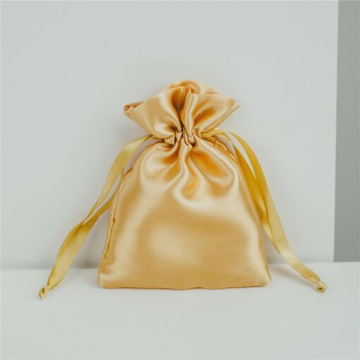 SAQUINHO CETIM 08X11CM DOURADO LISO PCT 10 UNIDADES