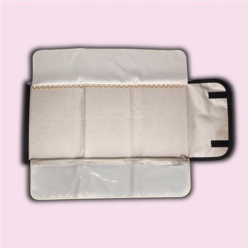 PASTA PARA CORRENTES/PULSEIRA MOSTRUÁRIO PRETO