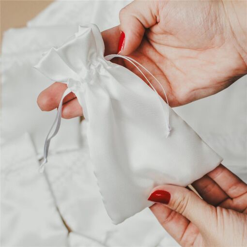 SAQUINHO CETIM 10X15CM BRANCO LISO PCTE/10 UNIDADES