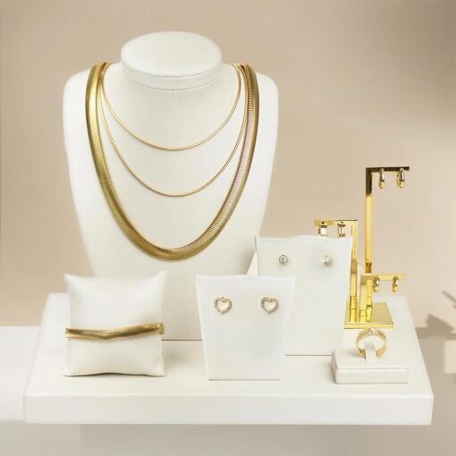 KIT OFF-WHITE COM BRINCO TREND TRIPLO