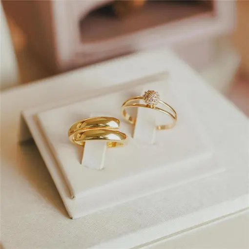 EXPOSITOR PARA ALIANÇA FACTO OFF-WHITE