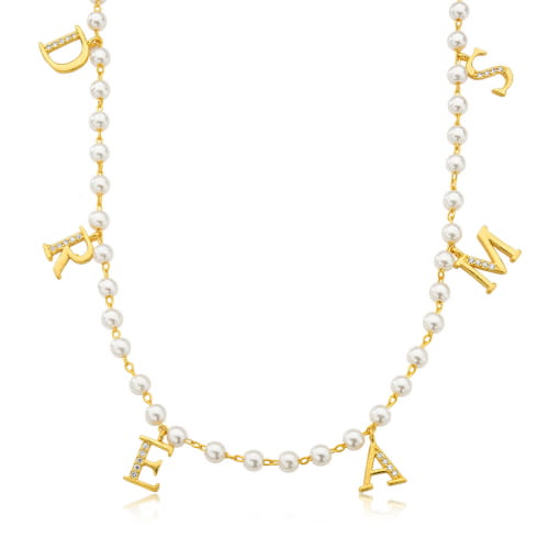 COLAR DOURADO COM PÉROLAS E LETRAS "DREAMS"