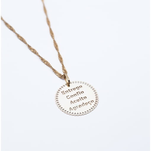 Pingente “Entrego, Confio, aceito e agradeço” Ouro 18k Amarelo