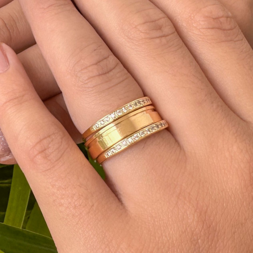 Anel Aparador de Aliança Zircônia Banhado a Ouro 18k.