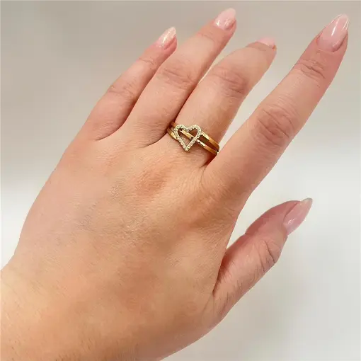 ANEL CORAÇÃO DE LADO CRAVEJADO  FOLHEADO A OURO 18K