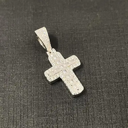 PG CRUZ CRAVEJADA ZIRCONIA PRATA 925