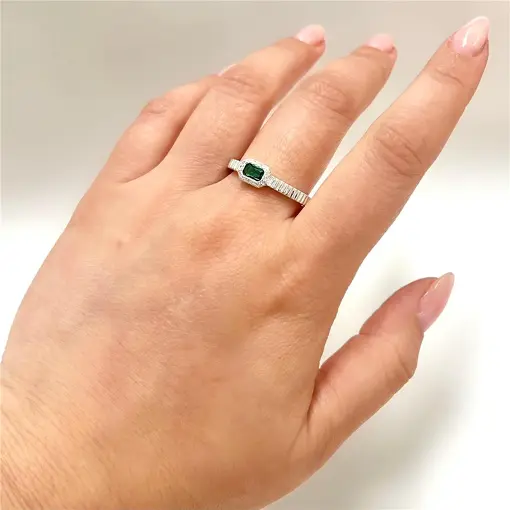 ANEL PEDRA RET C/ ARO LISTRAS FOLHEADO A PRATA