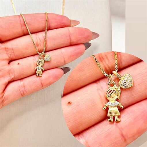 GARG MENINA C/ CRAVEJADO FOLHEADO A OURO 18K