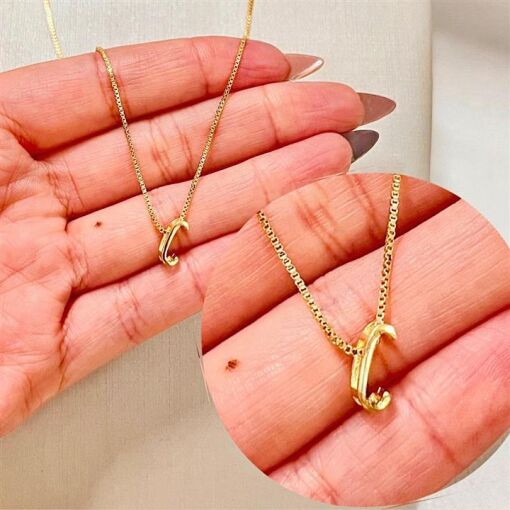 GARG LETRA C FOLHEADO A OURO 18K