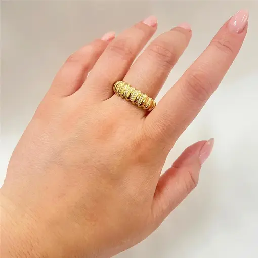 ANEL CRAVEJADO C/ ELOS LISOS  FOLHEADO A OURO 18K