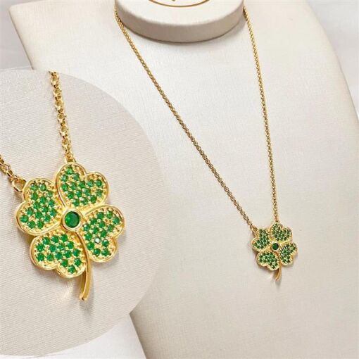 GARG TREVO CRAVEJADO FOLHEADO A OURO 18K