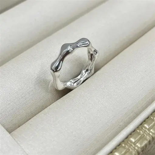 ANEL C/ PONTAS ARRED. FOLHEADO A PRATA