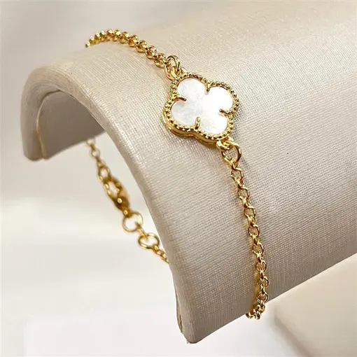 PUL INFANTIL1 TREVO  FOLHEADO A OURO 18K