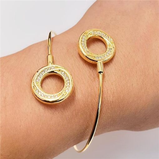BRACELETE REDONDOS CRAVEJADOS FOLHEADO A OURO 18K
