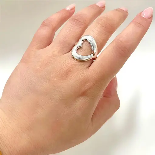 ANEL CORAÇÃO DE LADO  FOLHEADO A PRATA