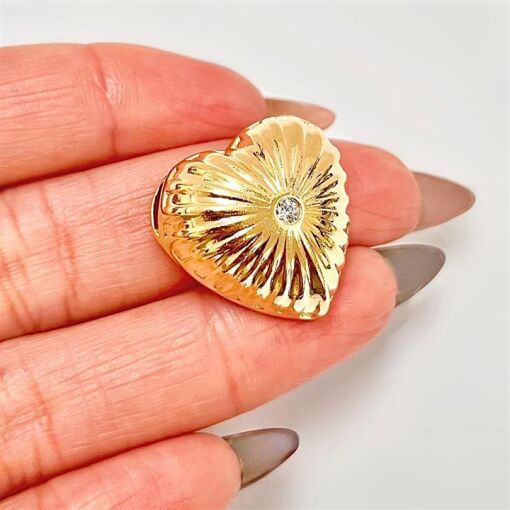 PING CORAÇÃO C/ PONTO DE LUZ  FOLHEADO A OURO 18K