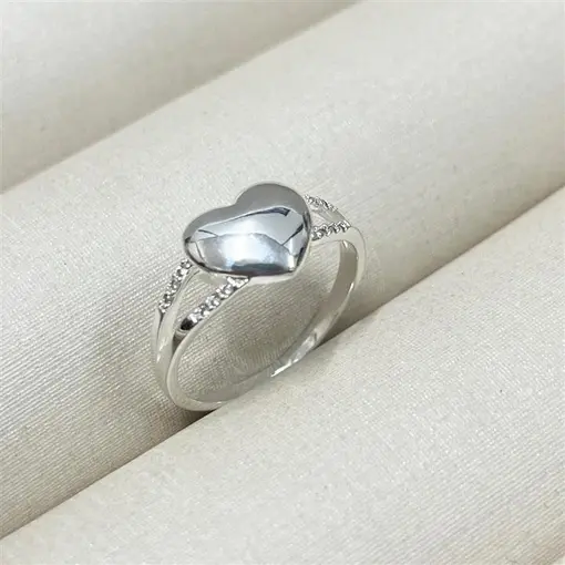 ANEL ARO CRAVEJADO VAZ. C/ CORAÇÃO LISO FOLHEADO A PRATA