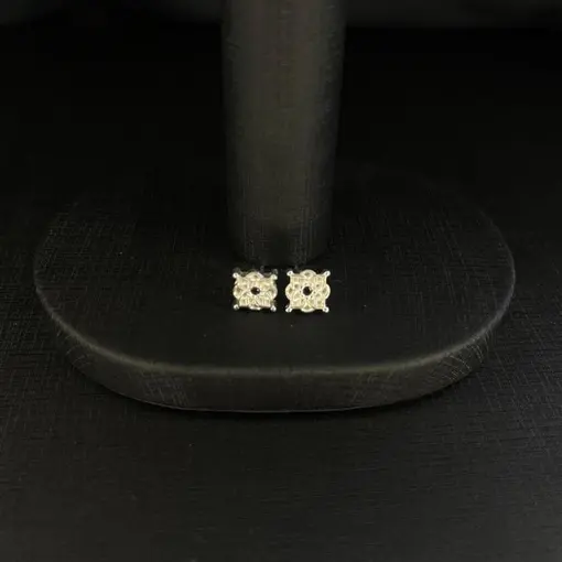BRINCO FLOR C/ ZIRCONIA NEGRA PRATA 925