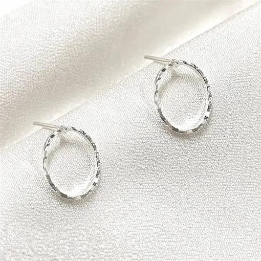 BR OVAL DIAMANTADO FOLHEADO A PRATA
