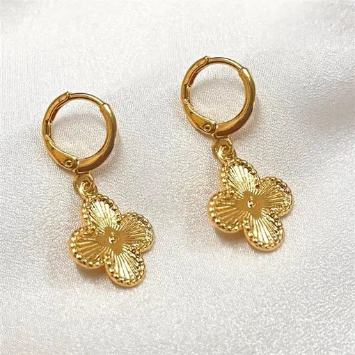 BR TRANQ TREVO  RISC. C/ BORDA PONT. FOLHEADO A OURO 18K