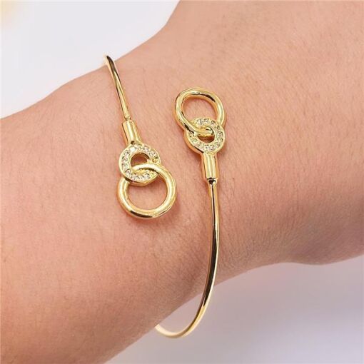BRACELETE  LISO/CRAV FOLHEADO A OURO 18K