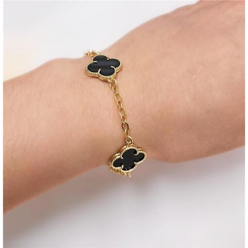 PUL ELOS C/  TREVO  FOLHEADO A OURO 18K