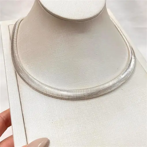 GARGANTILHA FOLHEADO A PRATA