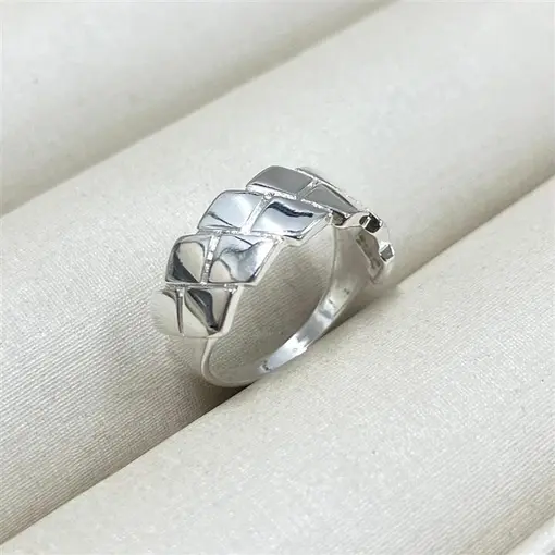 ANEL LARGO C/ LOSANGOS LISOS  FOLHEADO A PRATA