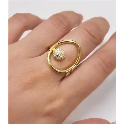 ANEL OVAL VAZADO C/ CRAVEJADO FOLHEADO A OURO 18K