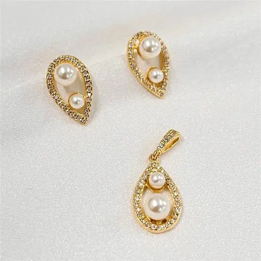 FOLHEADO A OURO 18K