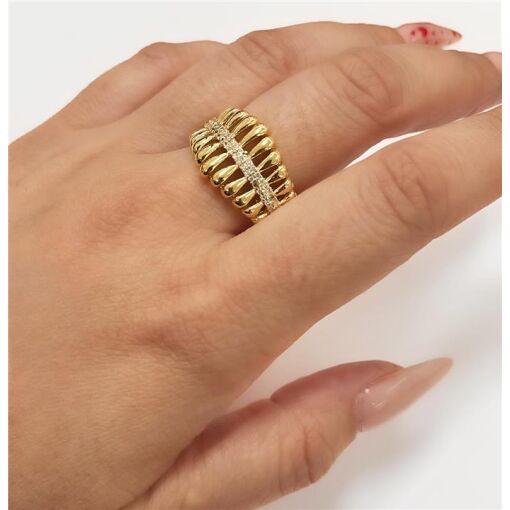 ANEL VAZADO C/ LISTRA DE ZIRC FOLHEADO A OURO 18K