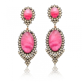 Brinco Pêndulo com Cabochões na Cor Rosa Folheado a Ouro Rosê