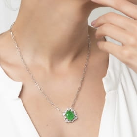 Corrente com Pingente Cristal Oval Esmeralda Folheada a Ródio