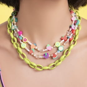Colar com Pingentes de Frutas Diversos Banhado a Ouro