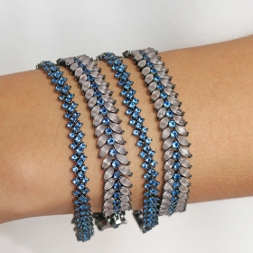 Pulseira Cravejada Zircônias Cor Safira Folheada a Ródio Negro