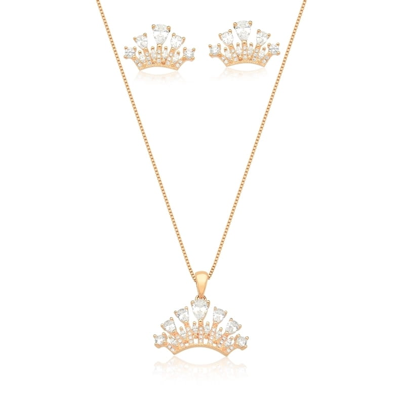 Conjunto Brinco e Corrente Coroa Folheado a Ouro Champagne