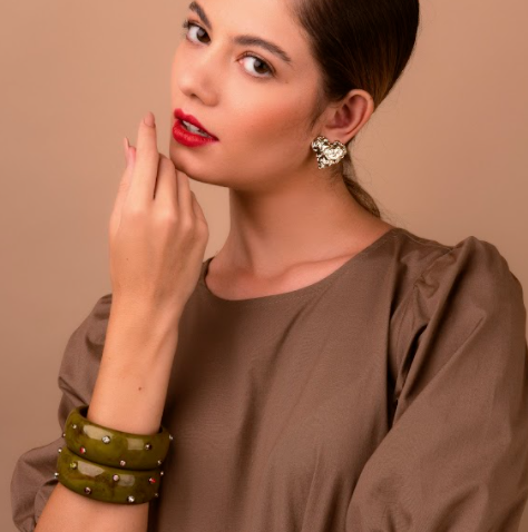 Tendência: semijoias em tons de verde