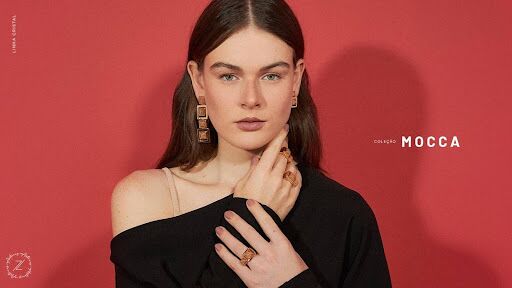 Coleção Mocca: elegância em joias com design geométrico!