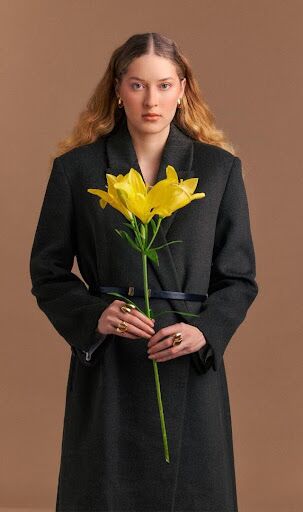 Joias minimalistas com design biofílico na Coleção Blóm