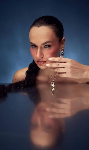 Coleção Azzuré: semijoias inspiradas no movimento das águas