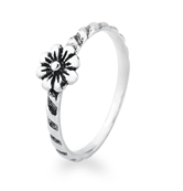 6 semijoias em formatos florais para você compor seu estoque