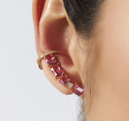 Viva magenta - tendências de joias para 2023