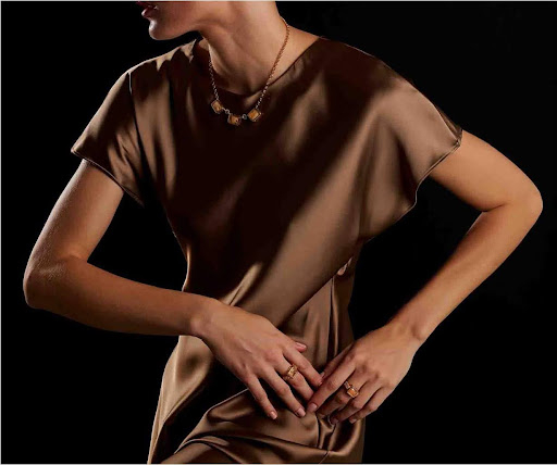 Coleção Venus, repleta de cravações em zircônias