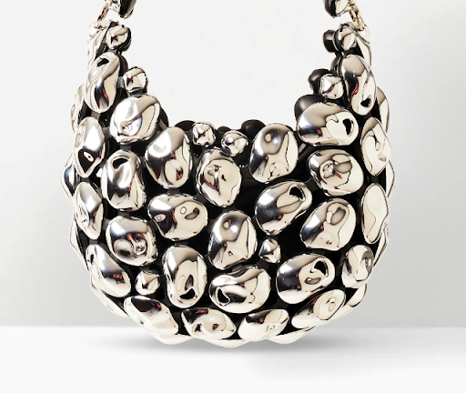 O dourado liso em destaque na Coleção Everlast