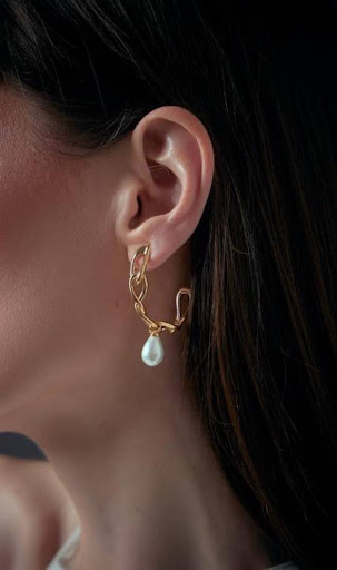 A dualidade da natureza feminina incorporada na Coleção Fand